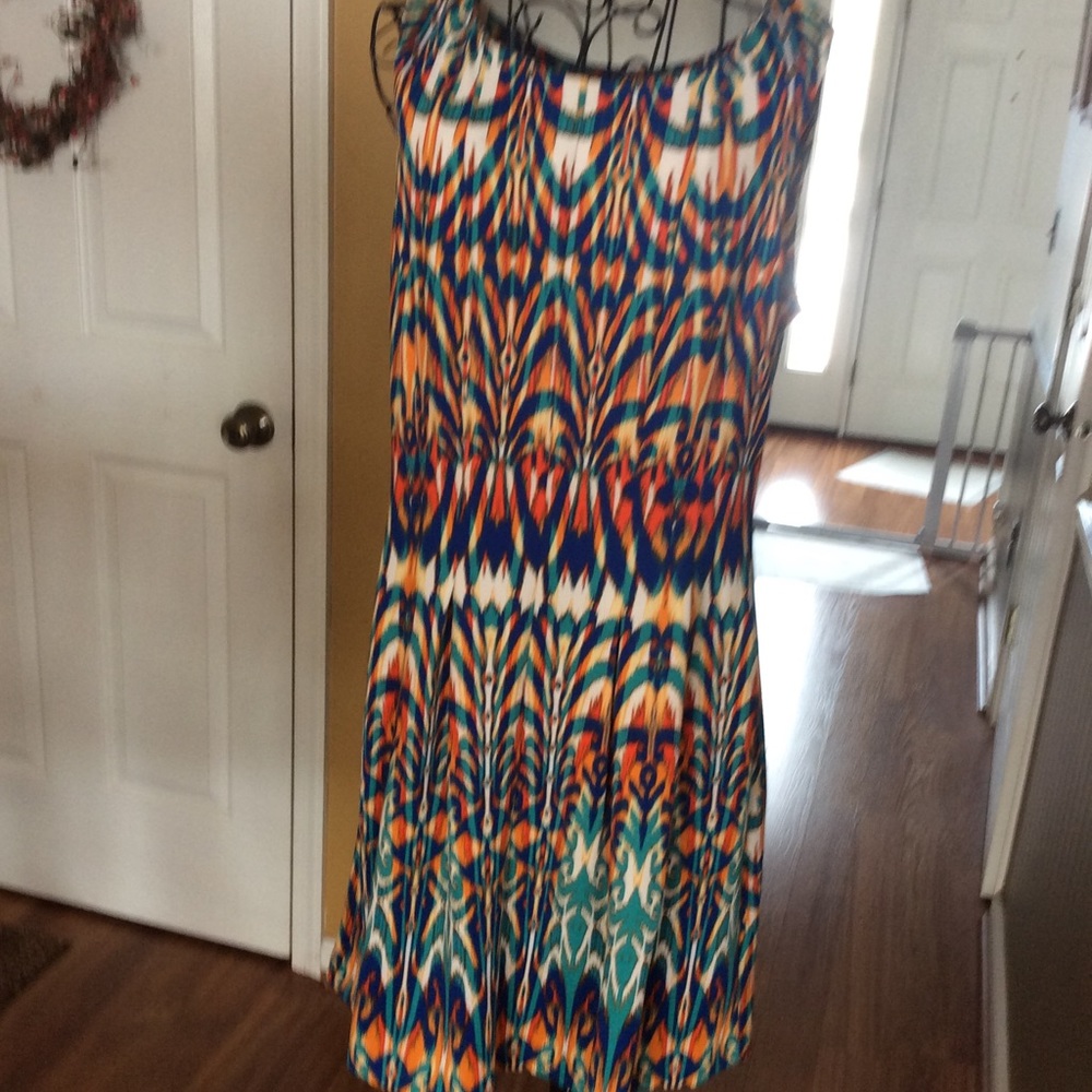 Gabby Skye lovely summer dress